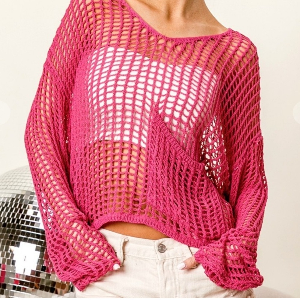 NWOT Bibi Hot Pink Mesh Knit Sweater w front pocket and flowy sleeves